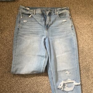 American Eagle mom jeans